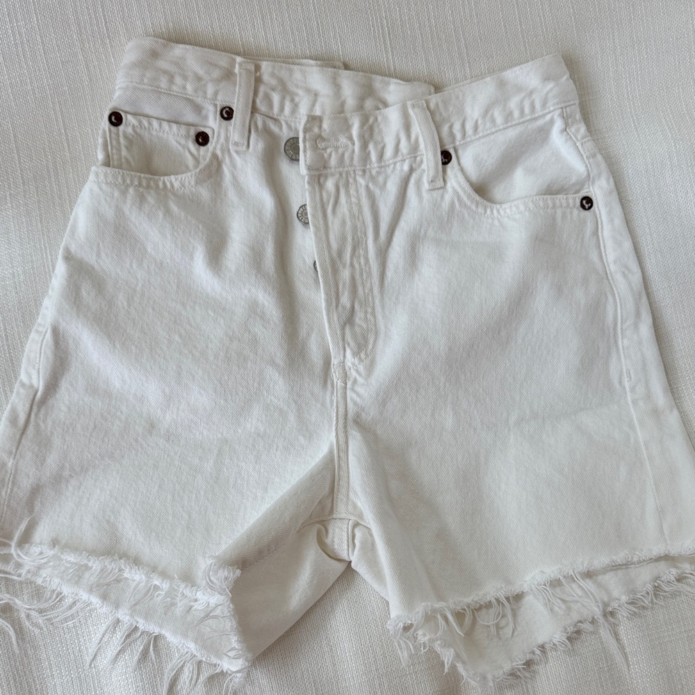 Agolde Ivory Frayed Hem Jean Shorts